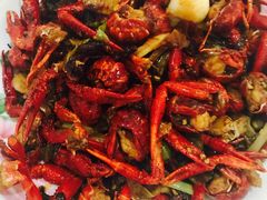 -兔行天下-鸿鹤鲜锅兔(中海国际店)