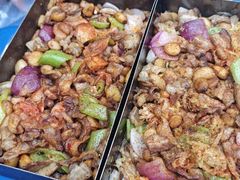 -老东镇啤酒屋海鲜加工·蒸汽海鲜·海鲜烧烤(台东店)