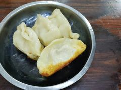 -黄阿姨锅贴大王(万航渡路店)