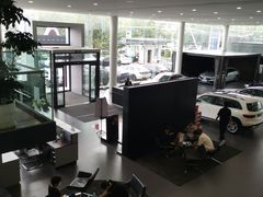 -北京鹏龙瑞星奔驰4s店(来广营店)