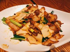 腊肉炒香笋-云海肴云南菜(正大广场店)