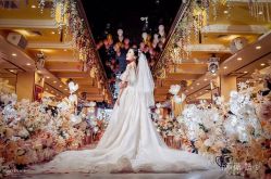 -欣薇婚纱(新源乐汇城店)