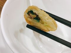 豆腐韭菜馅儿春卷-果城龙凤瓦罐煨汤馆(新豪天地店)