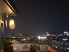 -悦吧·360°全景天台酒吧(象山店)