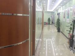 -茂菊口腔连锁(浦东南路店)