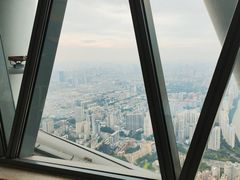-广州塔卢特斯法国旋转餐厅