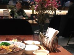 -POKEE VIA&Brunch·维娅(重庆来福士店)