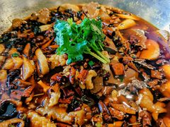 -川流不息·地道川菜·小龙虾(新松江路店)