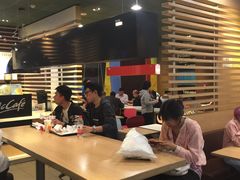 大堂-麦当劳(双榆树店)