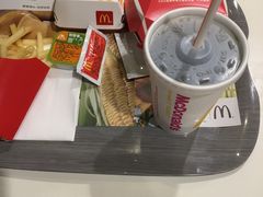 -麦当劳(杭州西湖银泰百货店)