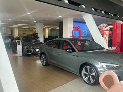 -上海永达奥诚奥迪4S店(申江路店)