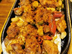 -老东镇啤酒屋海鲜加工·蒸汽海鲜·海鲜烧烤(台东店)