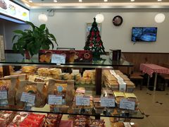 面包甜点陈列柜-红宝石·鲜奶小方·海派西点房(南丹店)