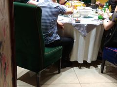 -一家人(凯旋路店)