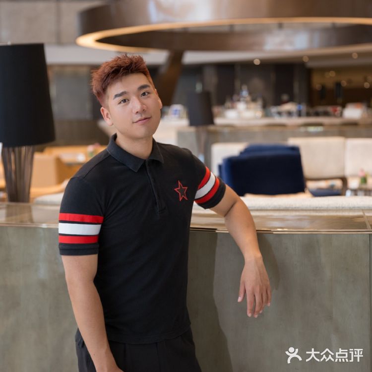 老牌酒店希尔顿酒店里的中餐厅,试试怎么样?