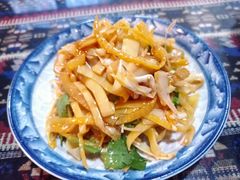-蜗牛小馆醉乡民谣云南菜(惠新西里店)