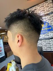 点击看大图 -大人物·男士理发馆