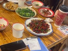 -冶建镜子·老南昌大排档·江西虾王(总店)