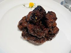 沪市牛肉粒-屋里厢上海菜馆