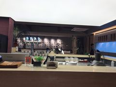 -鲜入唯煮·港式海鲜牛肉火锅(金宝街店)