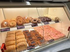-HOT CRUSH趁热集合·现烤面包(上海环球港店)
