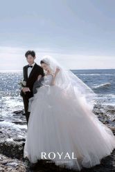 点击看大图 -挪娅婚纱摄影皇家会所