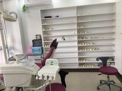 -茂菊口腔连锁(浦东南路店)