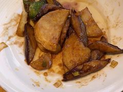 -关东小磨东北菜(上海长风大悦城店)