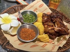 -小小集渔·泰式大排档(太古里香槟店)