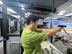 -都市枪神实弹射击俱乐部