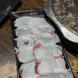 秘制调料吃很好吃。「胸口油」胸口油只需要涮几秒