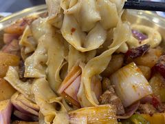 -牛一嘴·兰州牛肉面·大盘鸡(财富中心店)