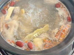 -濠轩阁特色生蚝火锅(水湾路店)
