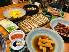 -草家酱蟹炭火烤肉店(珲春南路一店)
