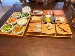 -银米·云南传统过桥米线(双廊黑金冠店)