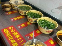 -柳州肥姨妈大骨螺蛳粉(曹路店)