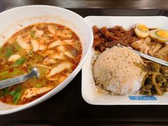 -Pier 21 (Terminal 21 Asok)