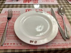 餐具摆设-华梅西餐厅(哈尔滨中央大街店)