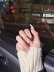 -妤见·化妆造型·美甲美睫