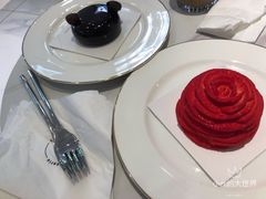 -Fridi Patisserie Cafe