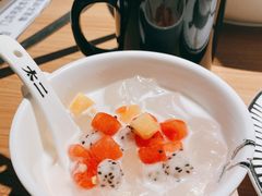 现任椰奶冰粉-太二酸菜鱼(群光广场店)