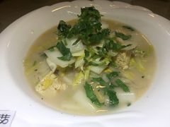 虾皮白菜炖冻豆腐-东四民芳餐厅(世茂工三店)