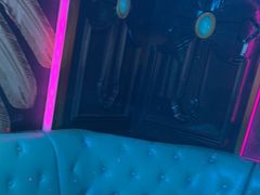 -UK派对KTV(日月广场店)