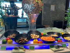 -亚洲国际大酒店·云顶阁旋转自助餐厅