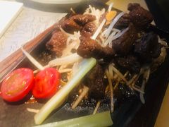 铁锄牛排-穹六人间 people 6(岳阳路店)