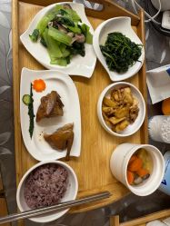 -卓玥国际月子会所(罗山路店)