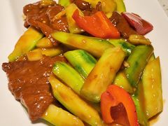 勝瓜炒牛肉-肥仔文澳门猪骨煲(南京西路店)