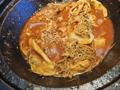 -满兴咱妈烀饼铁锅炖(兰州北街店)