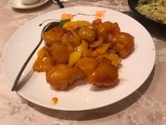 菠萝虾球-扬州香格里拉·香宫中餐厅
