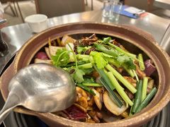 -胡须佬鸡煲四季火锅店(石厦西村直营店)